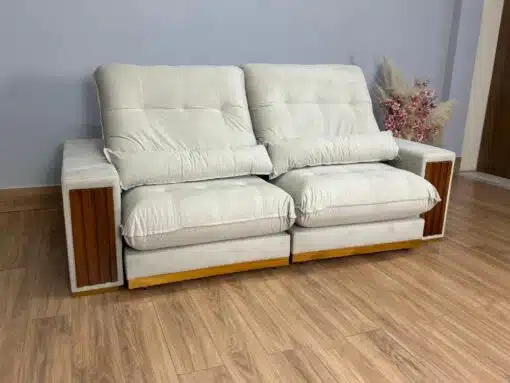 Sofá Retrátil e Reclinável Búzios 2.30m - Bege Veludo - Imagem 2