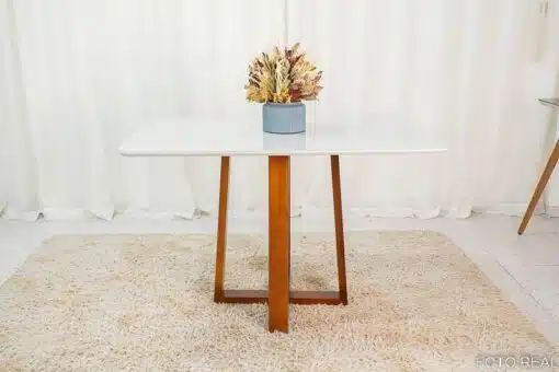 Mesa de Jantar Pedro Mel Vidro Off 120×80 4 Cadeiras Lisboa Veludo Marrom 509 Madeira Maciça Art Assento - Entregue Montada - Imagem 4
