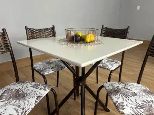 Conjunto Mesa Tubular Macaé Tampo Quadrado Com 4 Cadeiras Ratam  - Marrom/Off White - Imagem 4