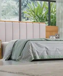 Cabeceira Queen Íris Larg. 1.60m Acolchoada Linho Bege e Detalhe Ripado Cinamomo/Off D Doro