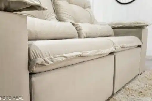 Sofá Retrátil Reclinável Grécia Veludo Bege Larg. 2.00m + Rack Lazuli Off TV até 55 Polegadas Larg. 1.35m - Bechara - Imagem 10