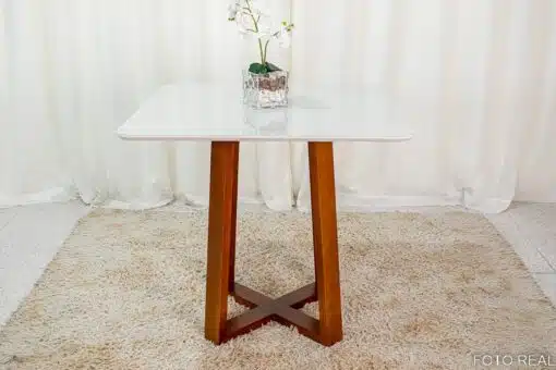 Mesa de Jantar Pedro Mel Vidro Off 90×90 4 Cadeiras Lisboa Veludo Cinza 507 Madeira Maciça Art Assento - Entregue Montada - Imagem 6