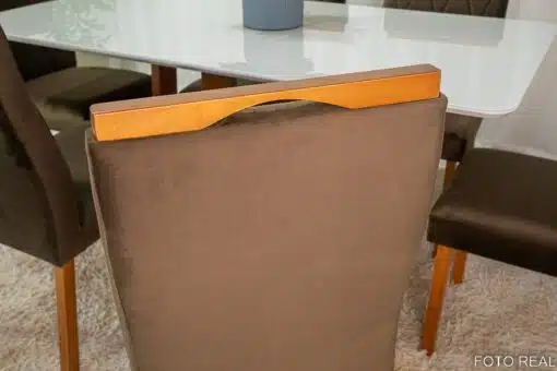 Mesa de Jantar Pedro Mel Vidro Off 160×80 6 Cadeiras Lisboa Veludo Marrom 509 Madeira Maciça Art Assento - Entregue Montada - Imagem 7
