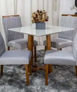 Mesa de Jantar Pedro Mel Vidro Off 90×90 4 Cadeiras Lisboa Veludo Prata 514 Madeira Maciça Art Assento - Entregue Montada