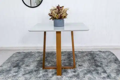 Mesa de Jantar Pedro Mel Vidro Off 90×90 4 Cadeiras Lisboa Veludo Bege 512 Madeira Maciça Art Assento - Entregue Montada - Imagem 7