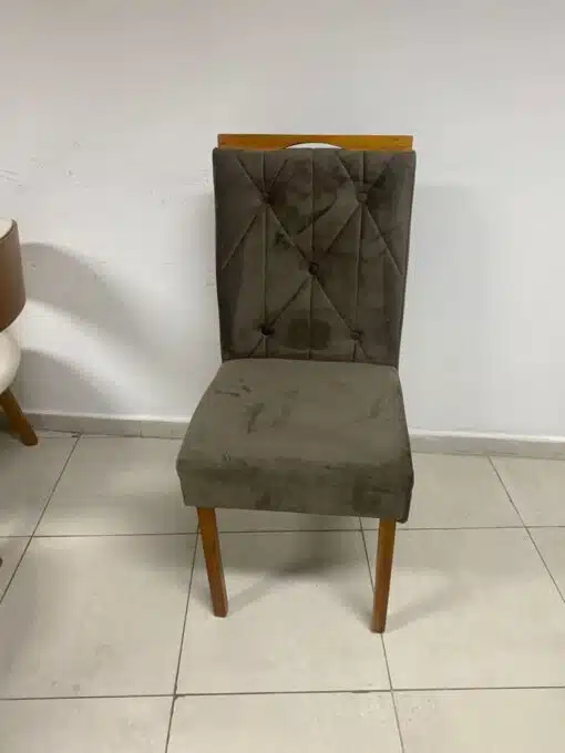 Mesa Salinas 90 Cinamomo/Off White com 4 Cadeiras Yasmim Veludo Marrom – AVALON DECOR + KM DECOR - Imagem 2
