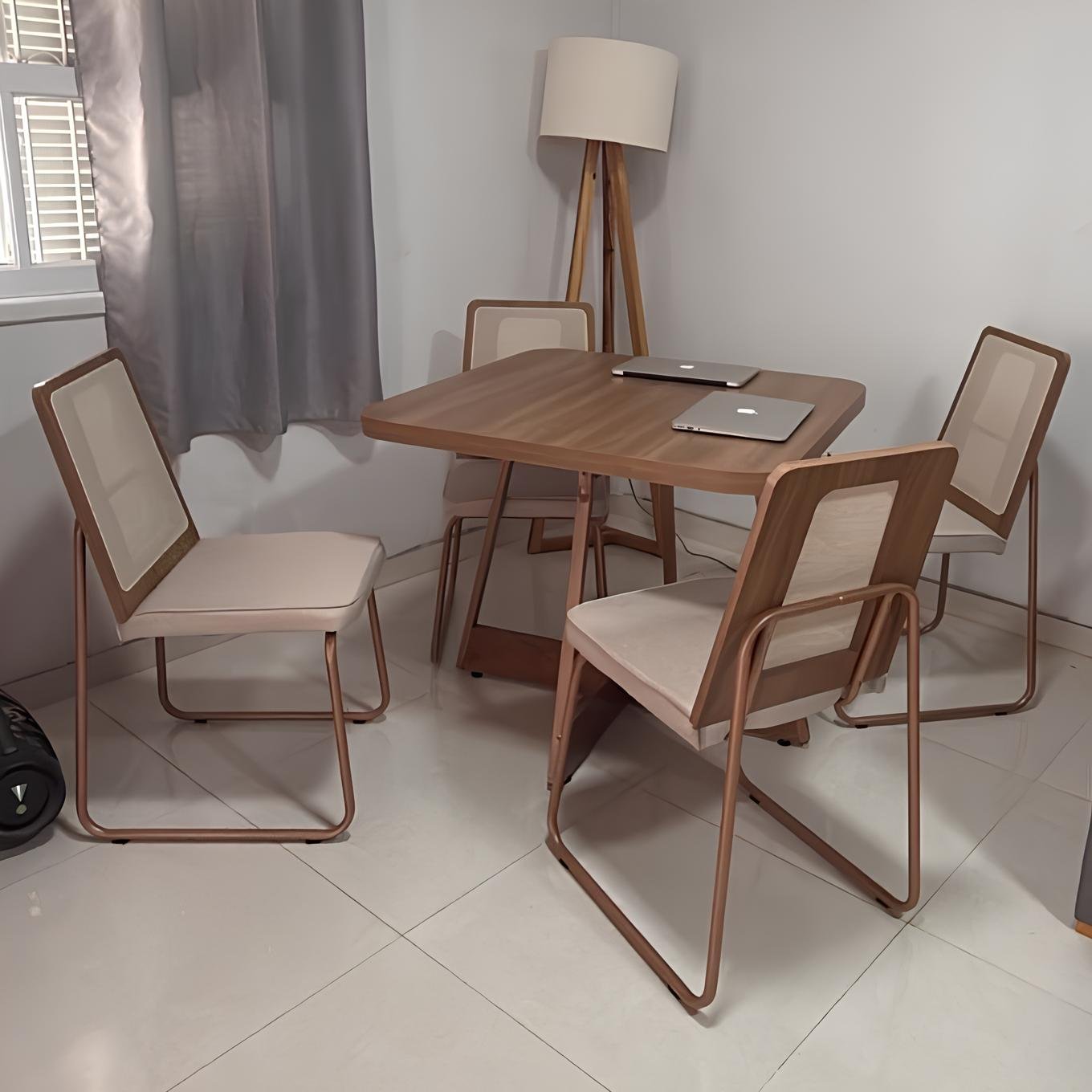 Mesa Átria 1593 Quadrada 90 Rosê Cobre/Nogal Freijó com 4 Cadeiras Wood 1751 Rosê Cobre/Areia/Freijó - CARRARO - Imagem 2