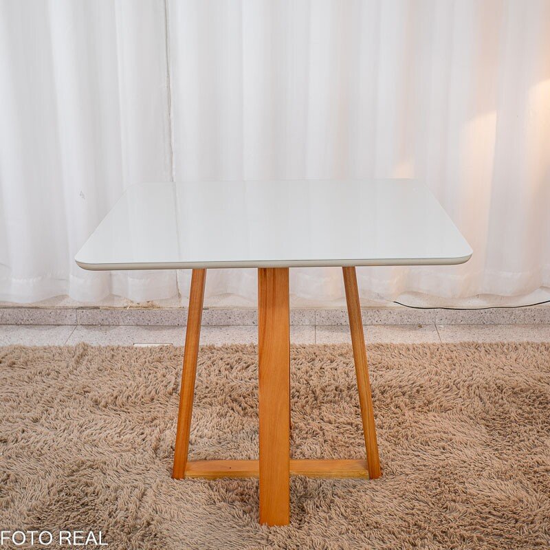 Mesa de Jantar Bali 90×90 Vidro Off/Base Madeira + 4 Cad. Londres Veludo Chumbo Madeira Minas Plac - Entregue Montada - Imagem 11